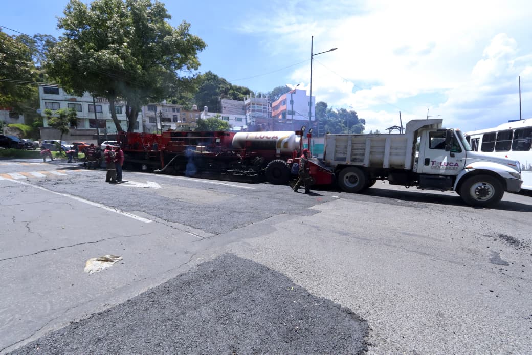 Avanza repavimentación de Paseo Matlatzincas en Toluca