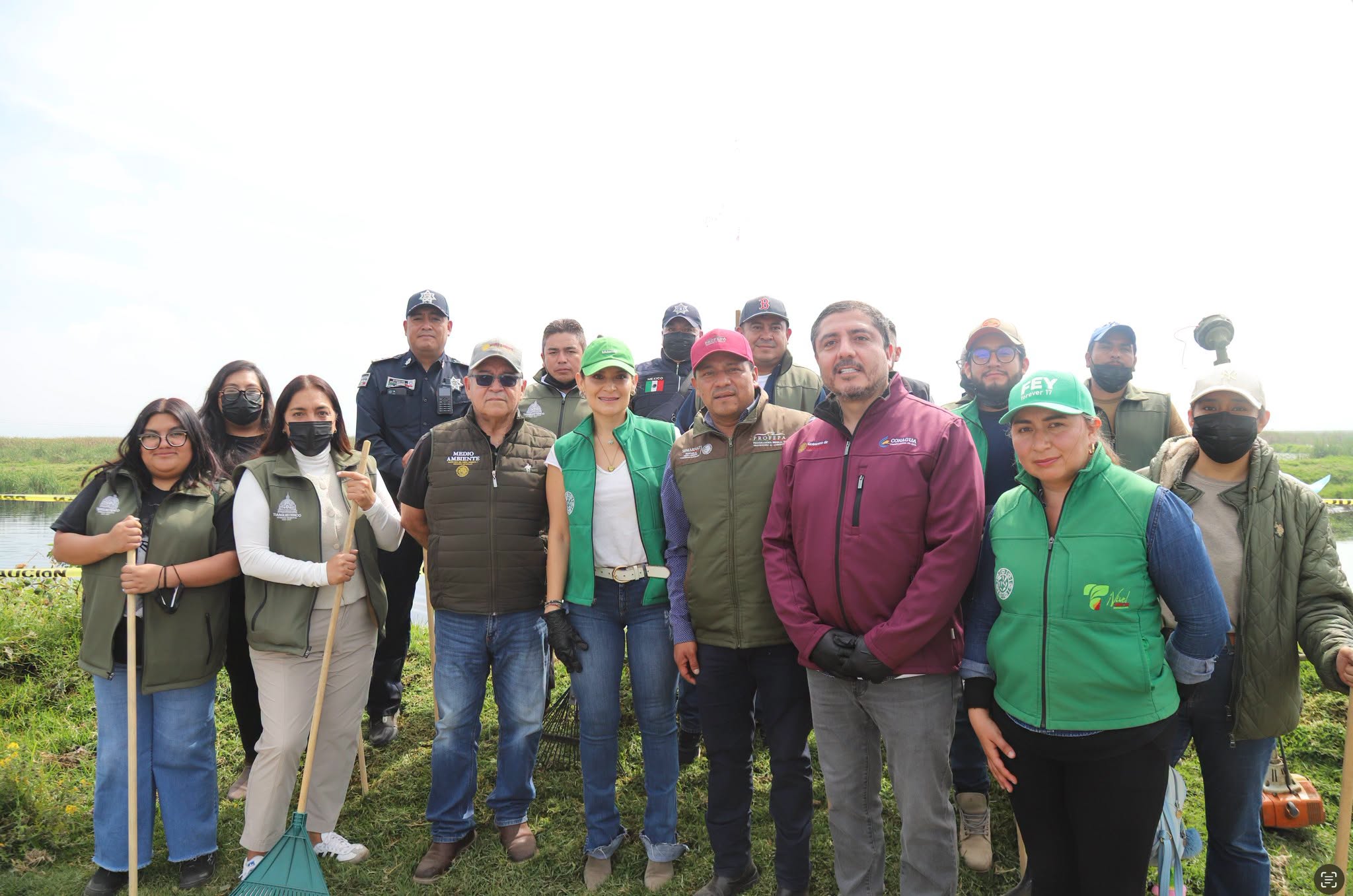 Tianguistenco realiza jornada de limpieza en Río Lerma