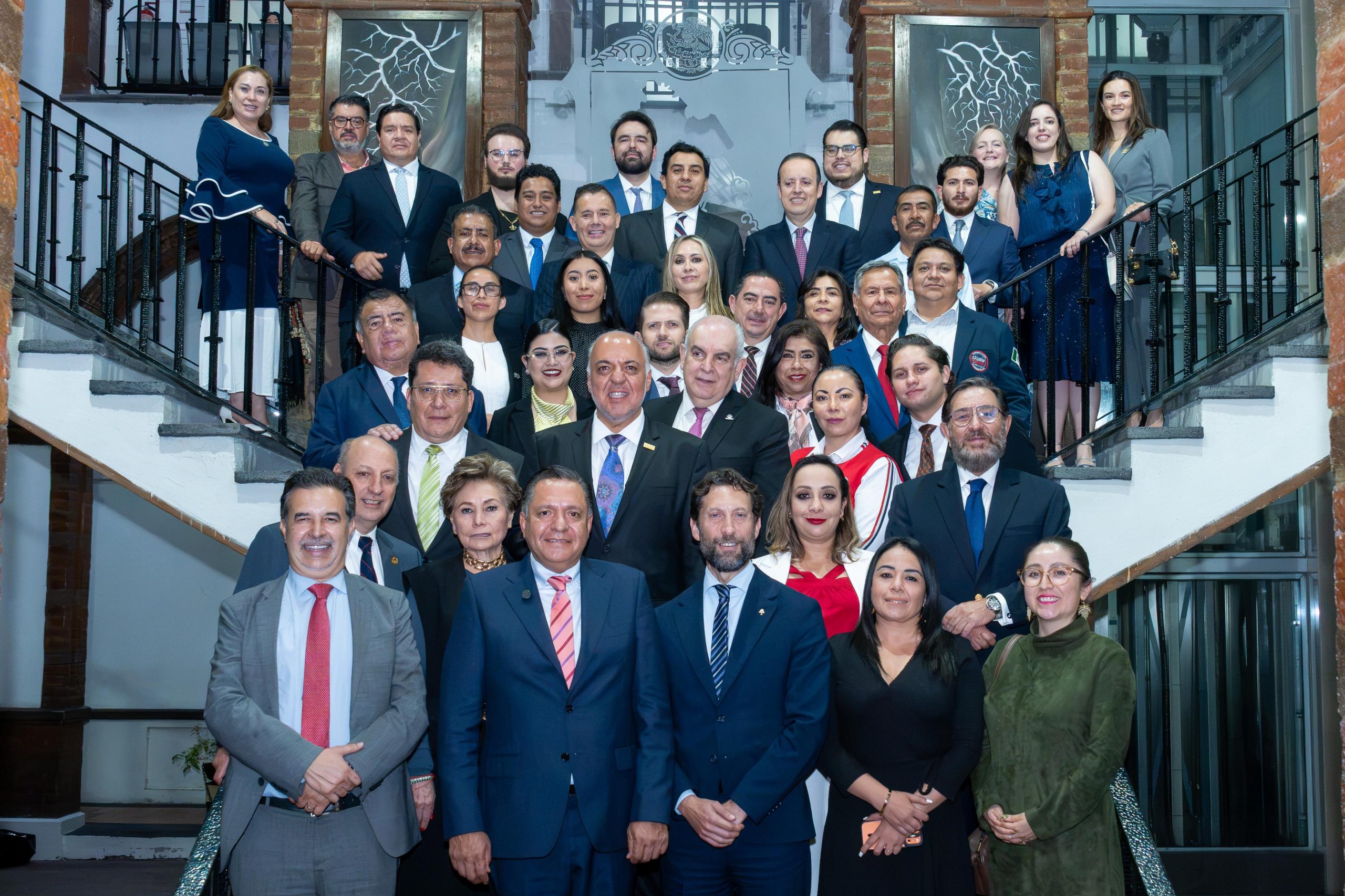 Toluca reconoce al embajador de Líbano