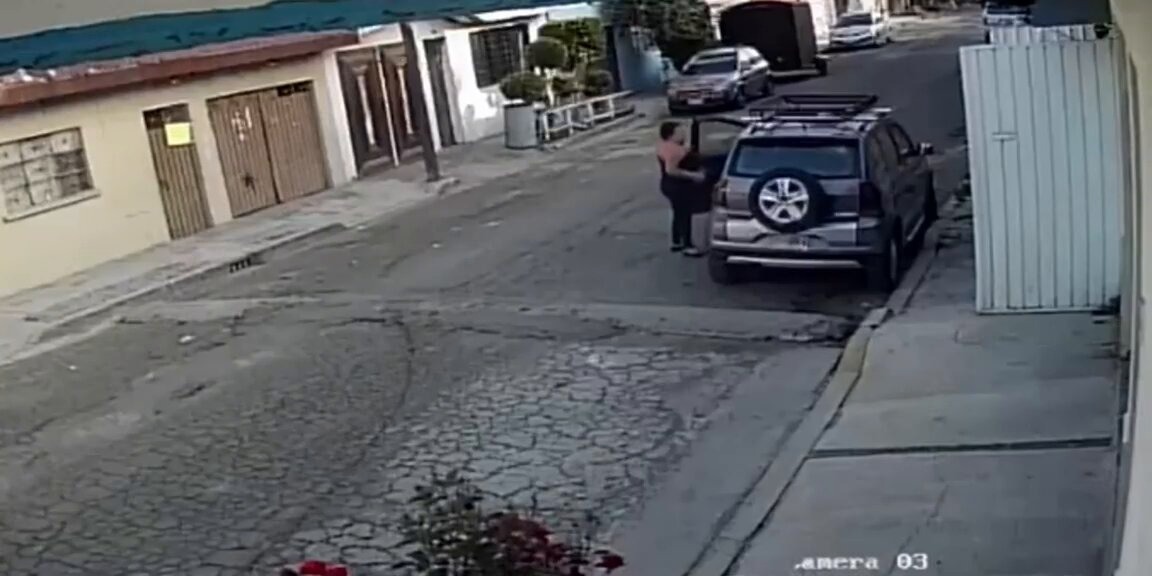 Ejecutan a mujer al llegar a su domicilio en Nezahualcóyotl