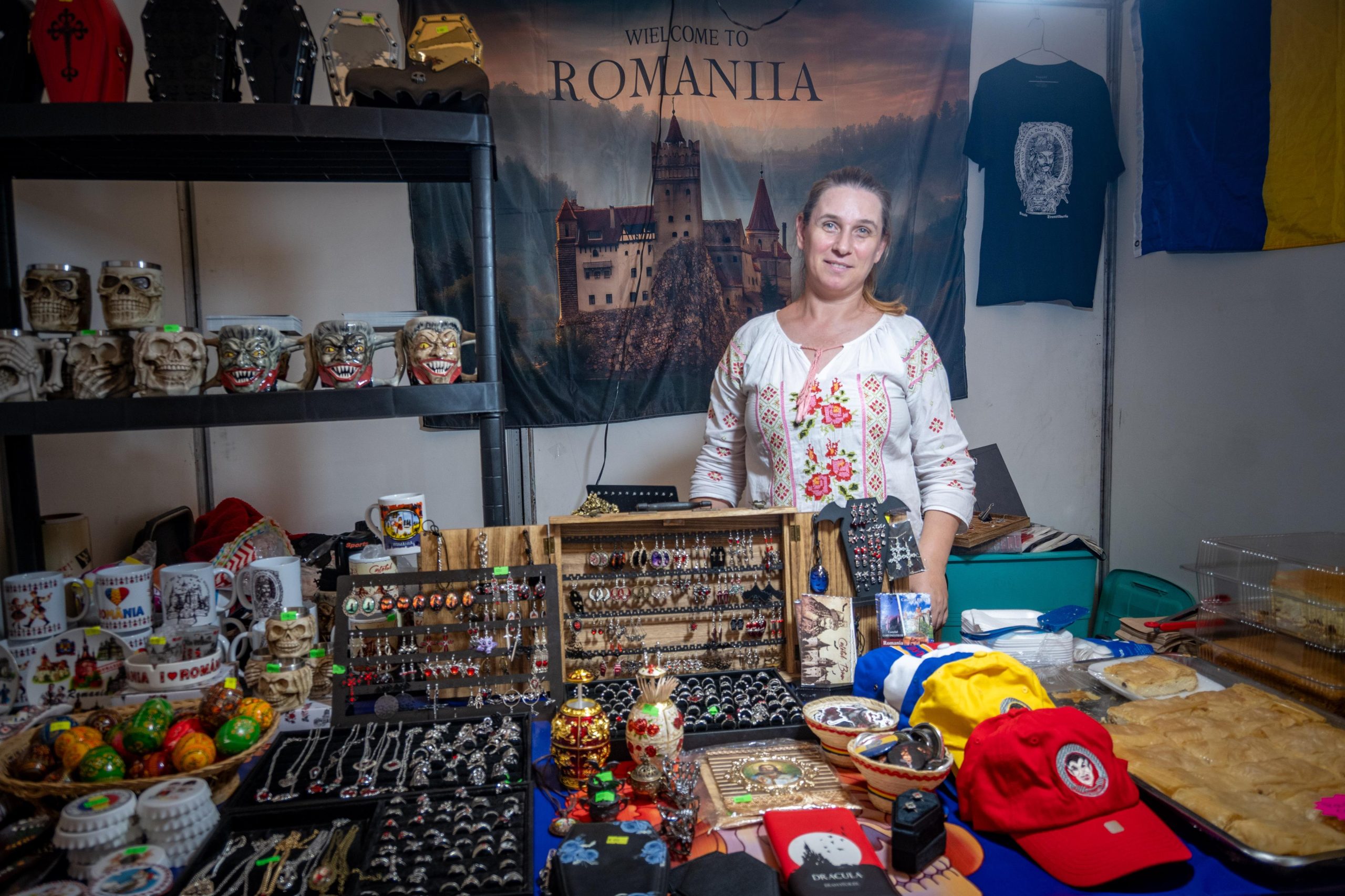 Toluca presenta tradiciones de 25 países en Feria del Alfeñique