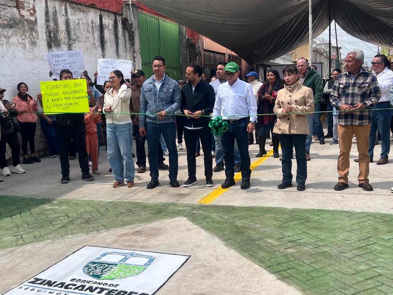 Renuevan vialidad en San Luis Mextepec, Zinacantepec
