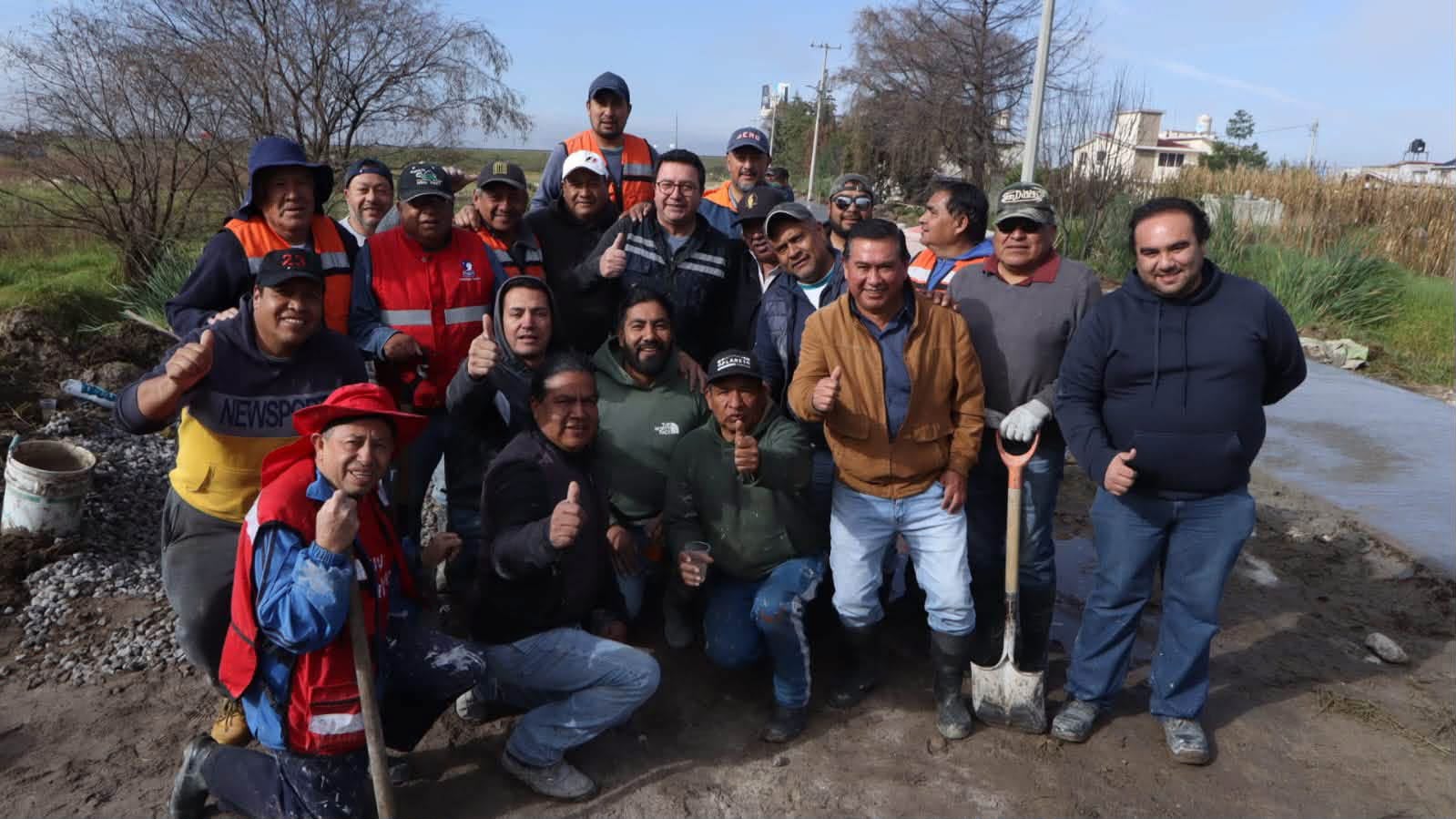 Avanza rehabilitación de vialidad en Espino Peralta, Lerma
